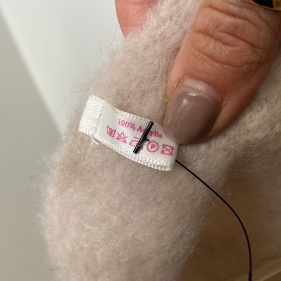 Shades of Neutral Soft Tone Acrylic Scarf - Picture 6 of 6